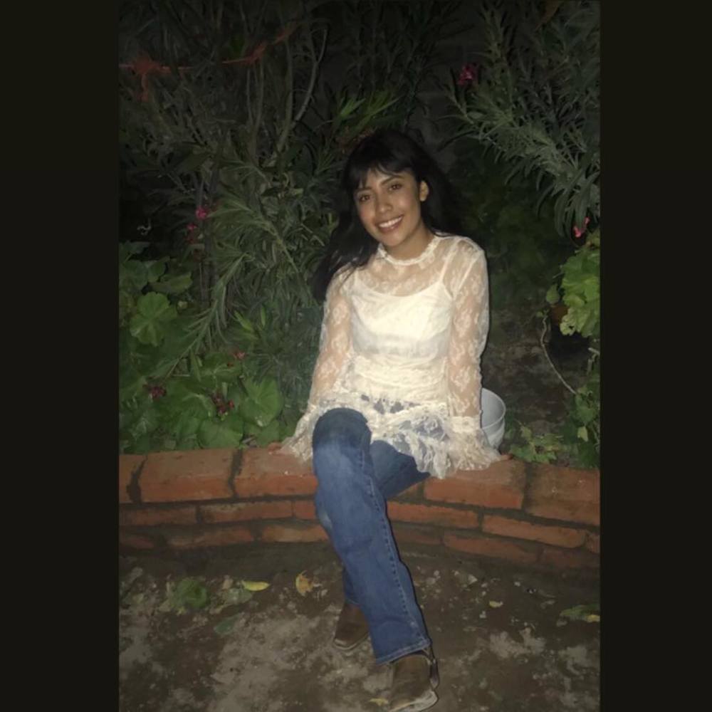 Meet your Posher, Clari